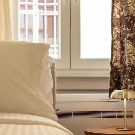 Scalinada G1 Corfu (city)